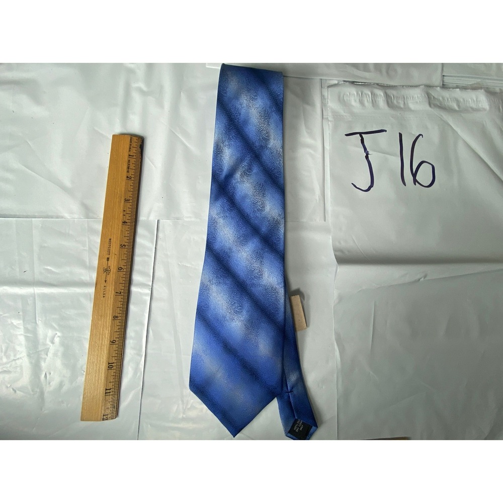 Blue Paisley Silk Men's Neck‎ Tie